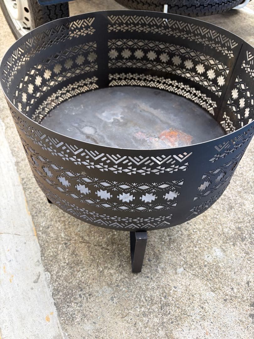 FUTURE FOX ナバホ柄焚き火台 45cm