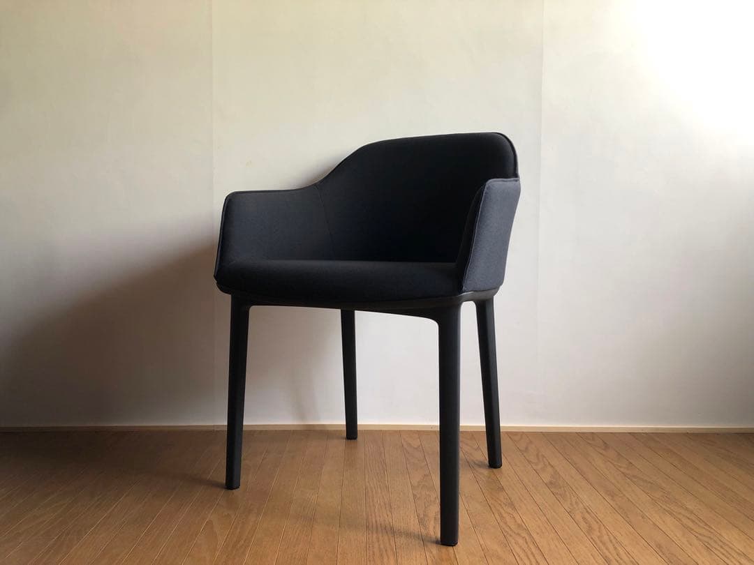 Vitra ヴィトラ ソフトシェル アームチェア ② ロナン&エルワンブルレック