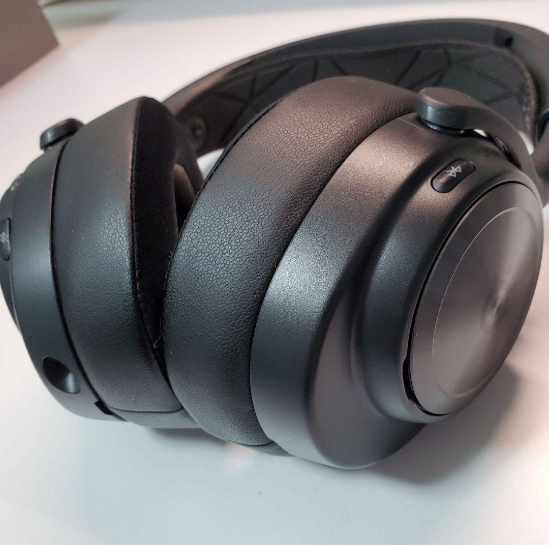 steelseries Arctis Nova Pro Wireless　P