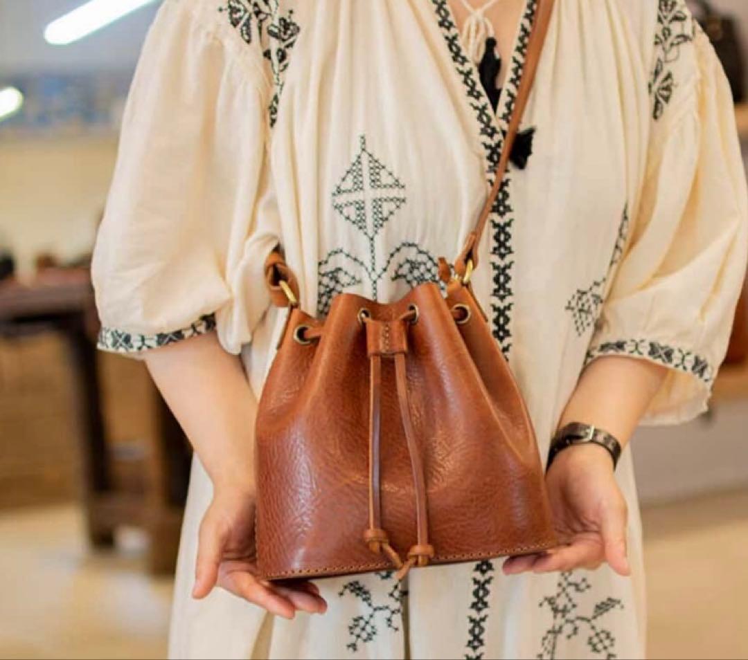 アナロジコ ベアベルバッグ　限定グリーン