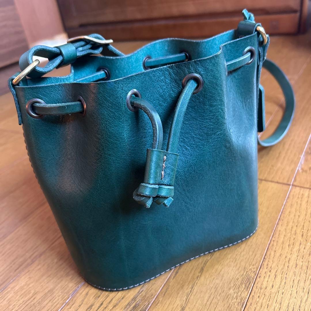 アナロジコ ベアベルバッグ　限定グリーン