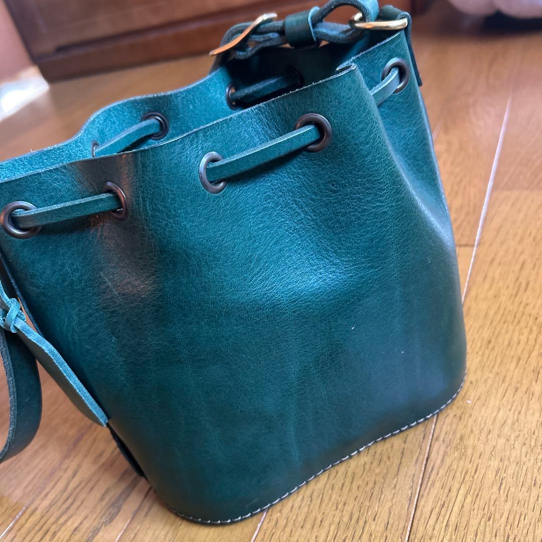 アナロジコ ベアベルバッグ　限定グリーン