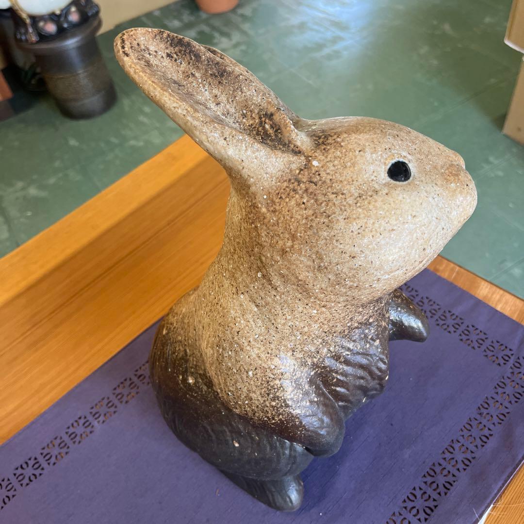 みねちゃん 信楽焼　うさぎ置物　高さ３５cm
