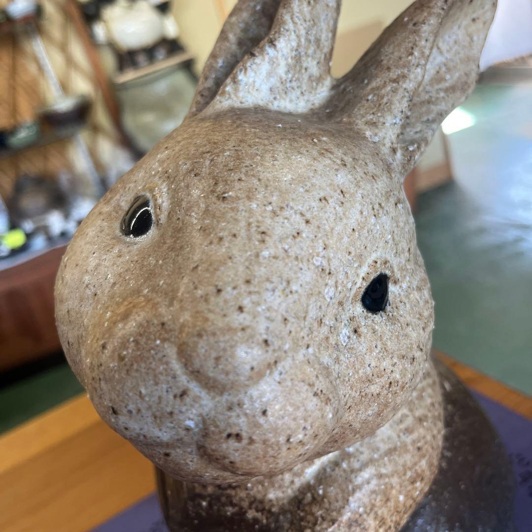 みねちゃん 信楽焼　うさぎ置物　高さ３５cm