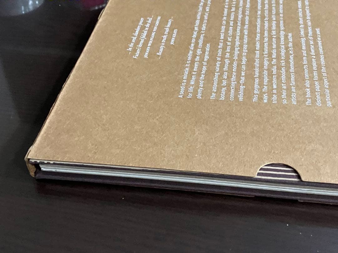 「SEED 」Gita Wolf他著Tarabooks インド限定品　日本未販売