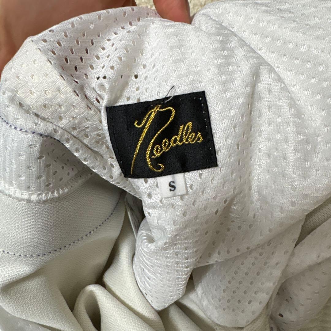 ホワイト トラックパンツ 蝶の刺繍 白紫