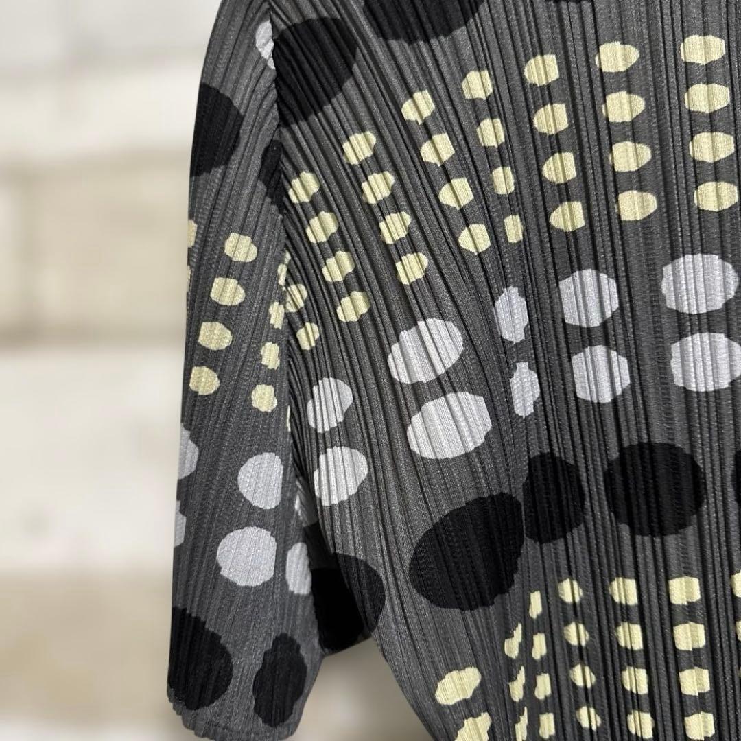 良品　プリーツプリーズ　Tシャツ　カットソー　グレー　ブラック　ドット　サイズ４