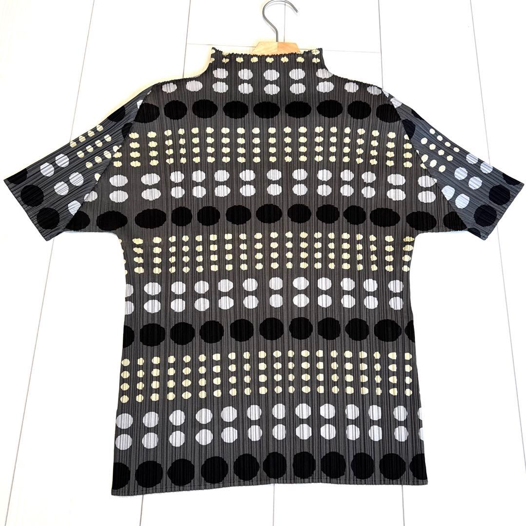 良品　プリーツプリーズ　Tシャツ　カットソー　グレー　ブラック　ドット　サイズ４