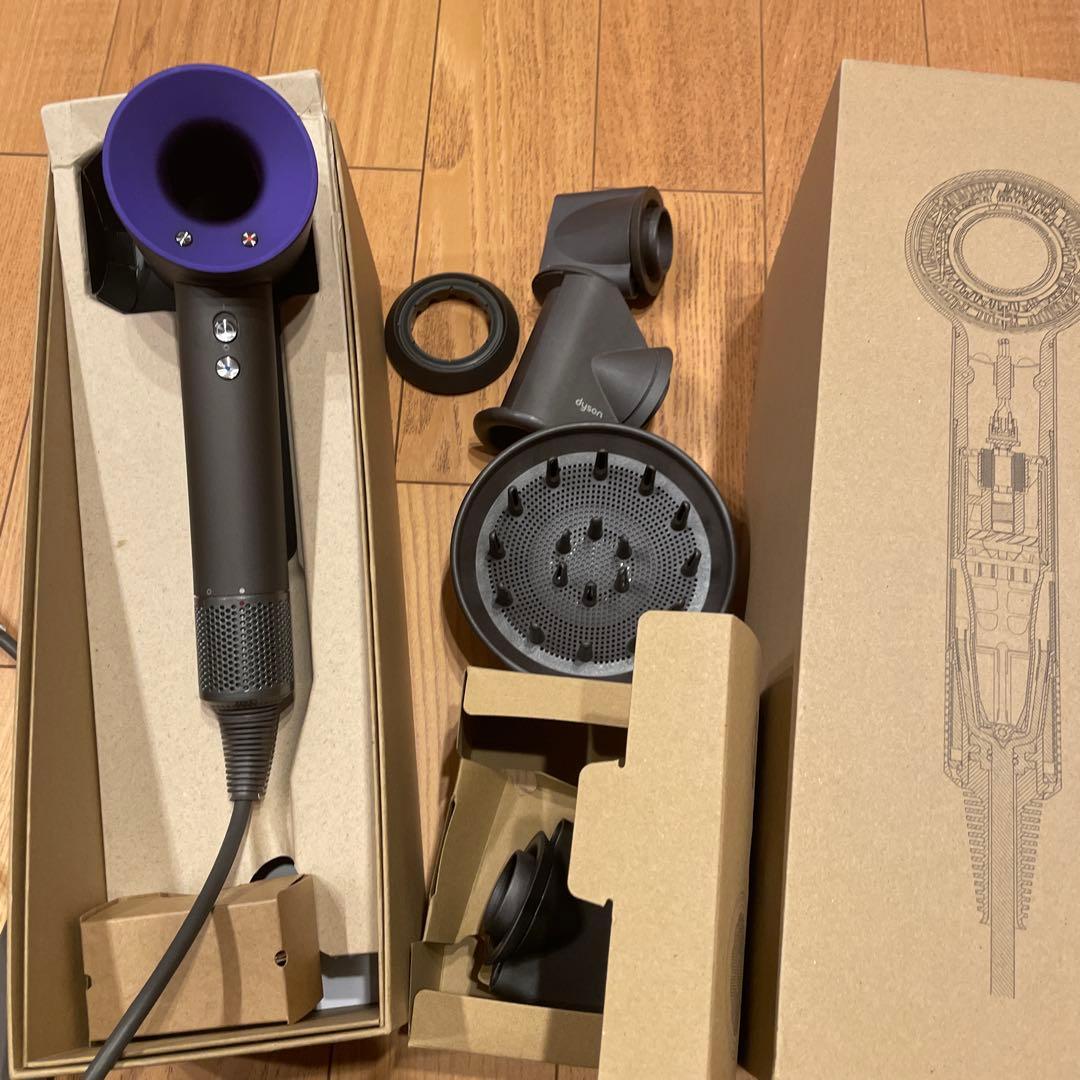 ダイソン dysonドライヤー hd08