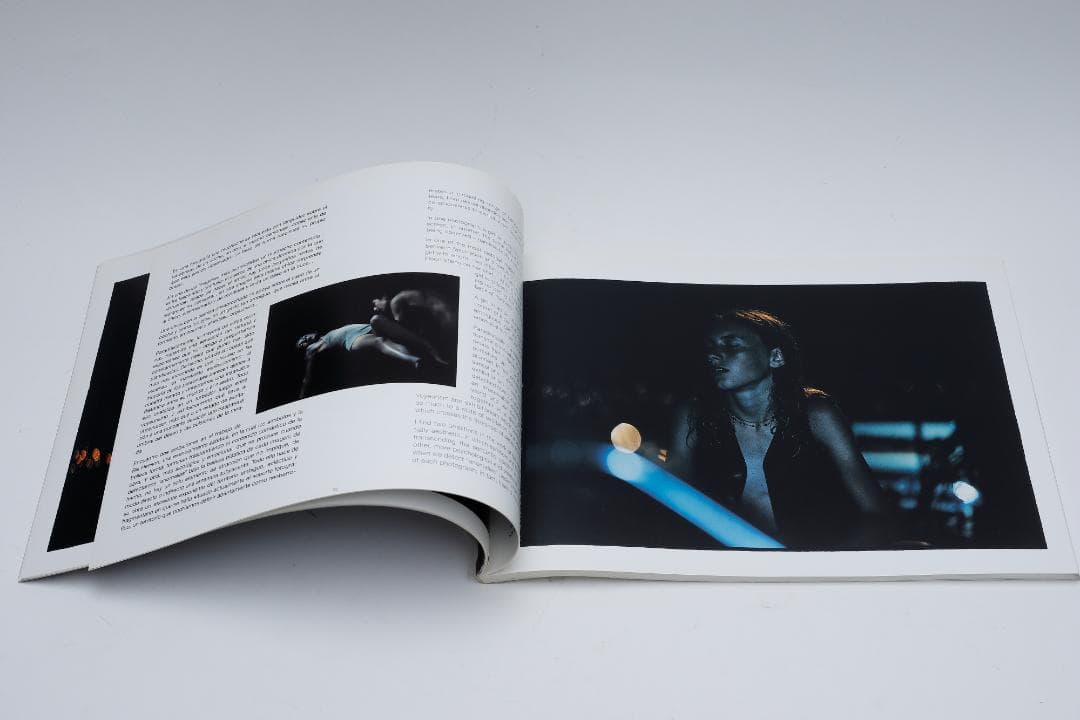 アート・デザイン・音楽 Bill Henson : Univ. Salamanca Exhibition