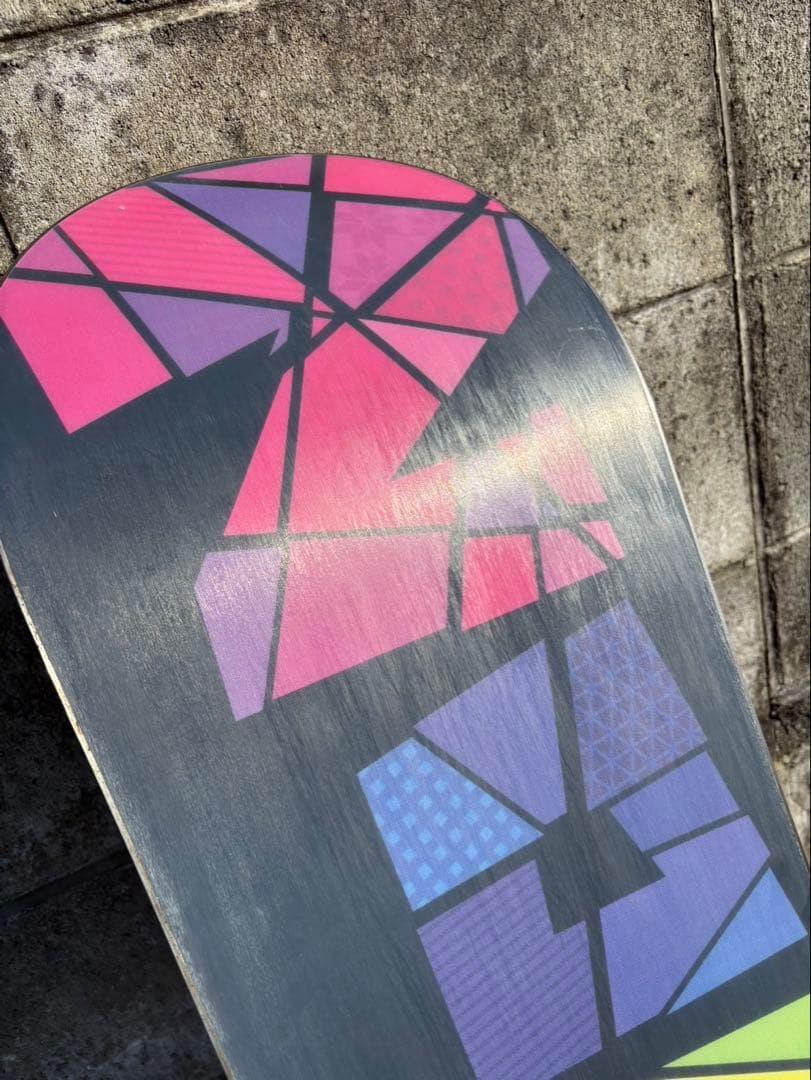 サロモン　スノーボード板