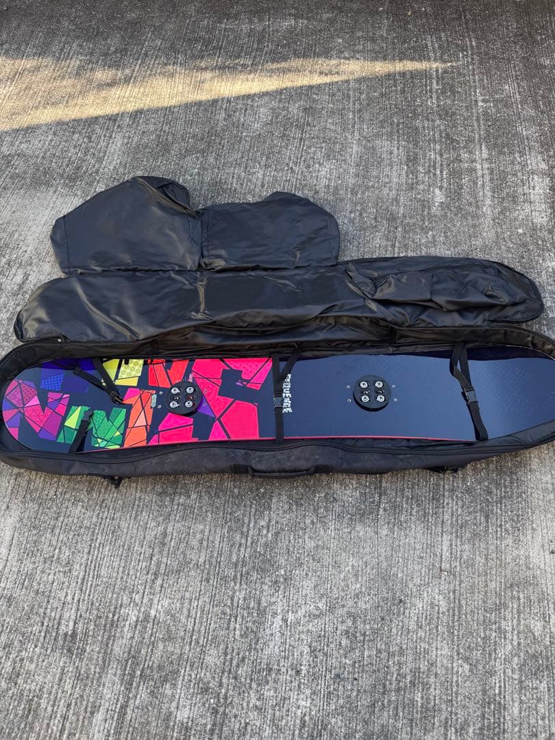 サロモン　スノーボード板