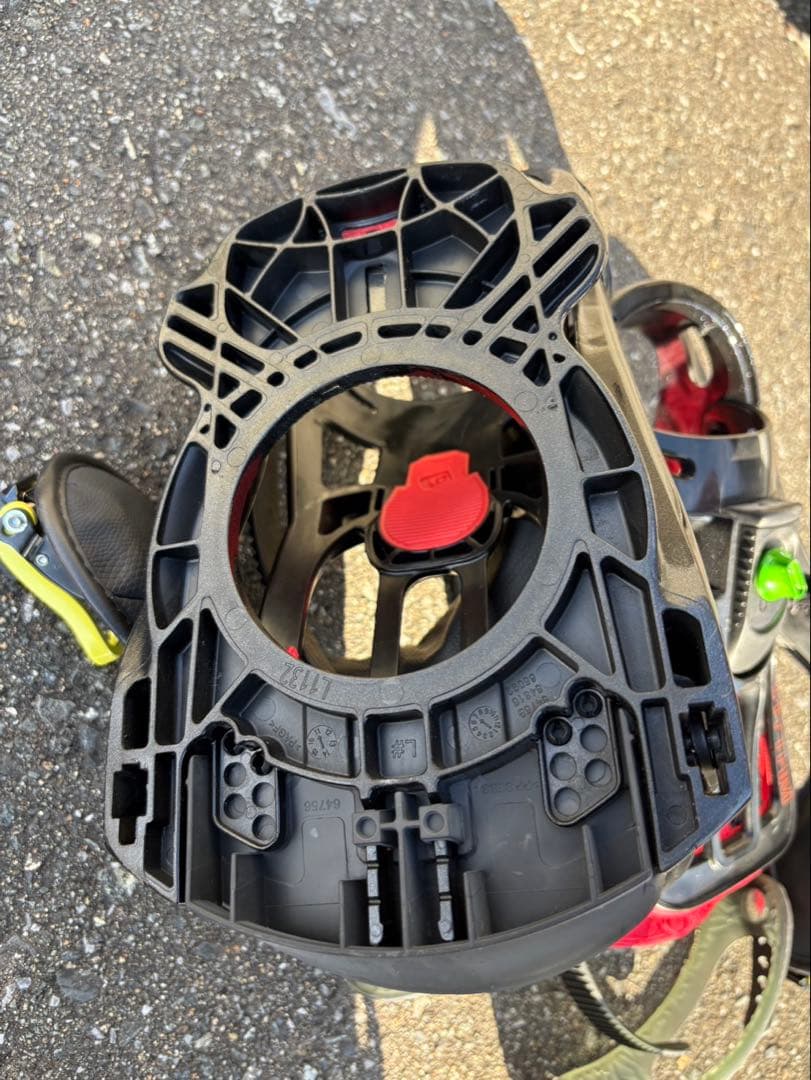 サロモン　スノーボード板