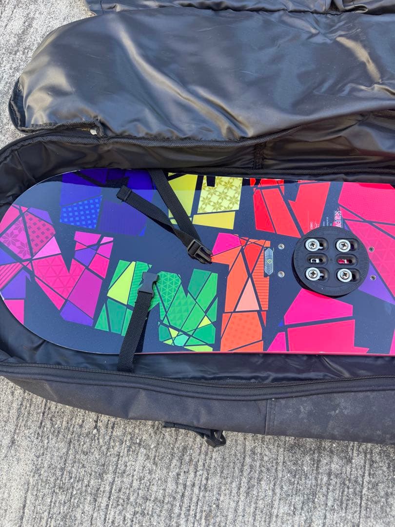 サロモン　スノーボード板