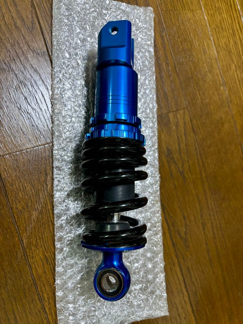 AF58 ズーマー リアショック