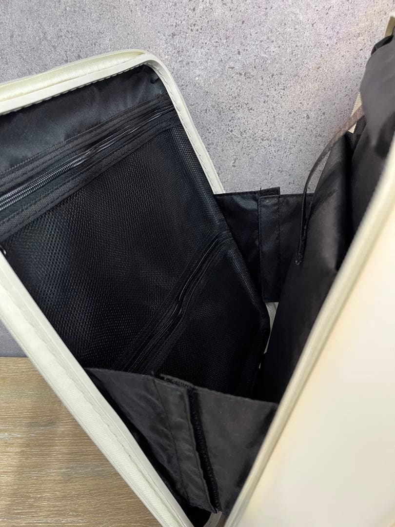 BRIGHTECH Sサイズキャリーケース BRO-18 ストッパーキャスター付