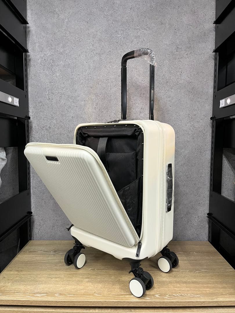 BRIGHTECH Sサイズキャリーケース BRO-18 ストッパーキャスター付