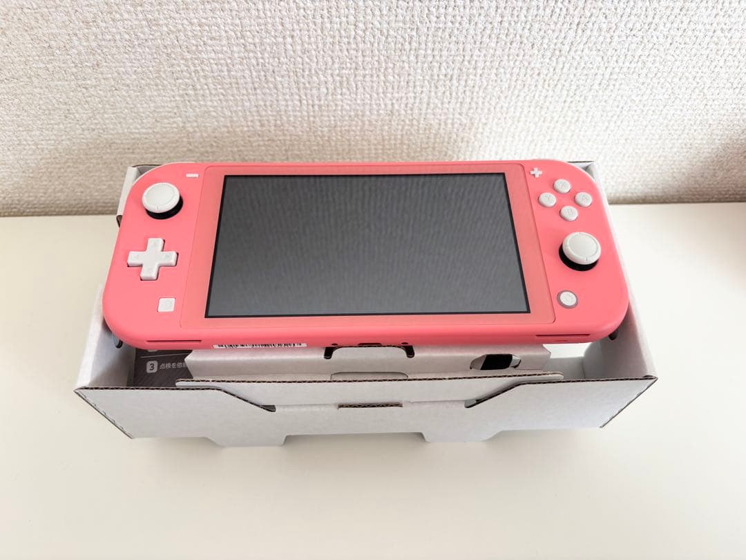 【美品】Nintendo Switch Lite スイッチライト ピンク