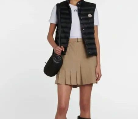 MONCLER ダウンベスト LIANE　サイズ4