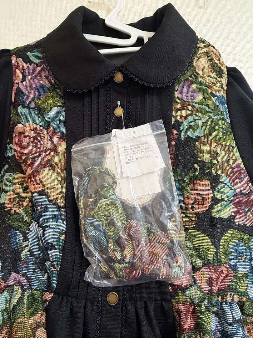 新品　レア　くる実 ノエルドメモワール ワンピース しまむら　4L ゴブラン