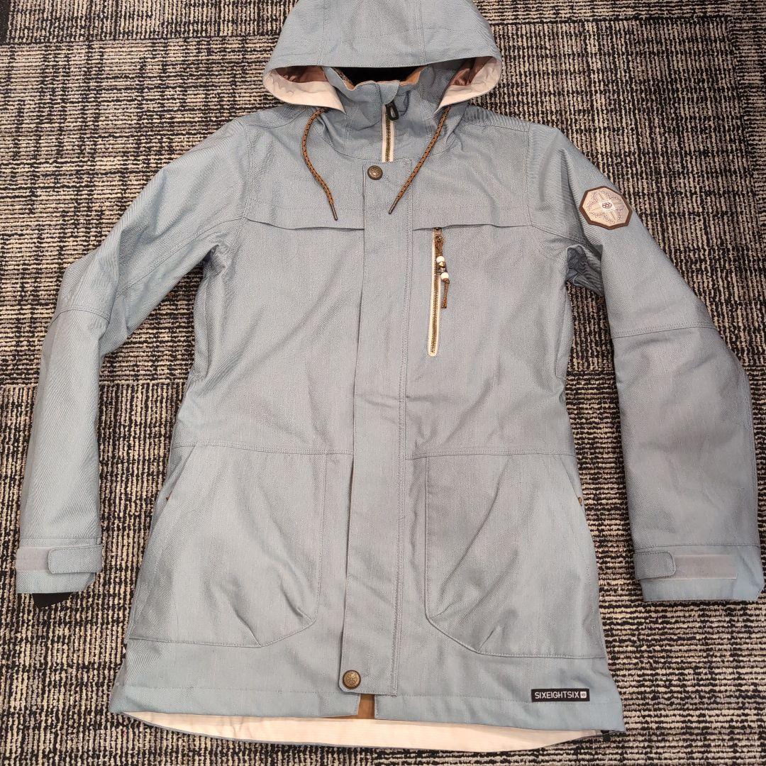 686スノボウェア