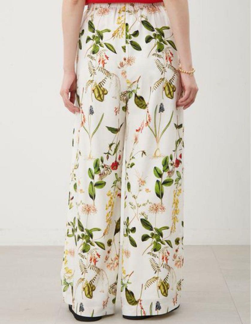 ミラオーウェン　ボタニカル柄ウエストゴムイージーパンツ