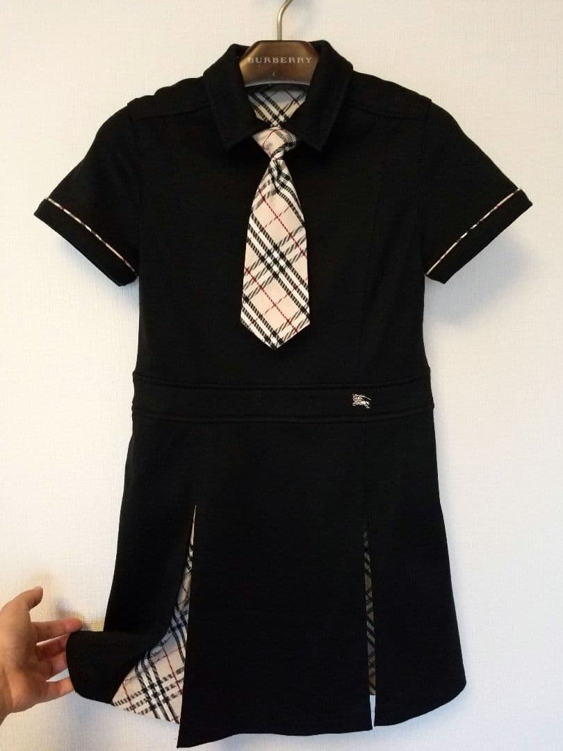 バーバリーロンドンワンピース 未使用品 ベージュ ホースマーク ブラック