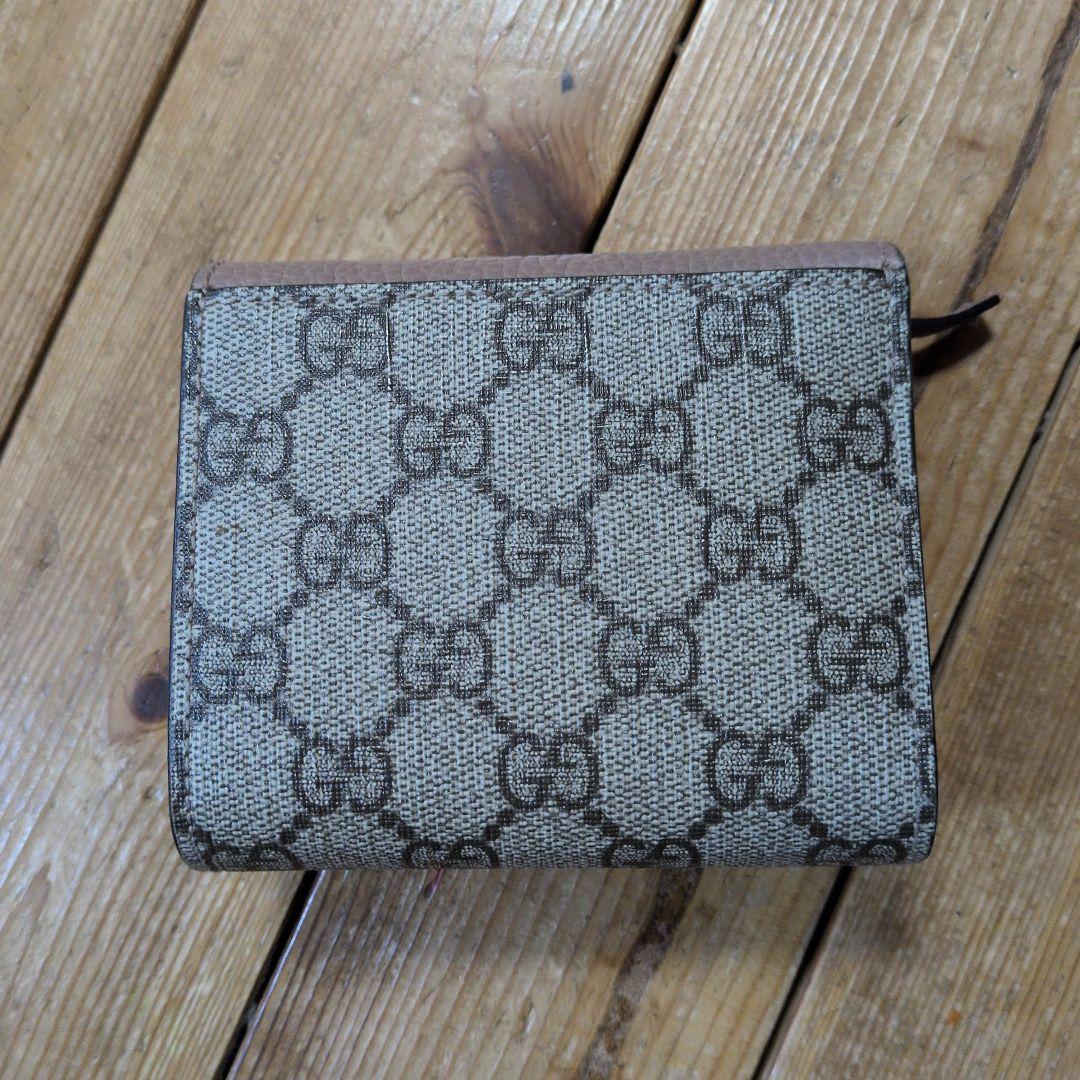 GUCCI 二つ折り財布 ベージュ GGパターン