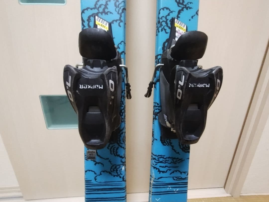 Völkl Revolt ツインチップスキー 138cm