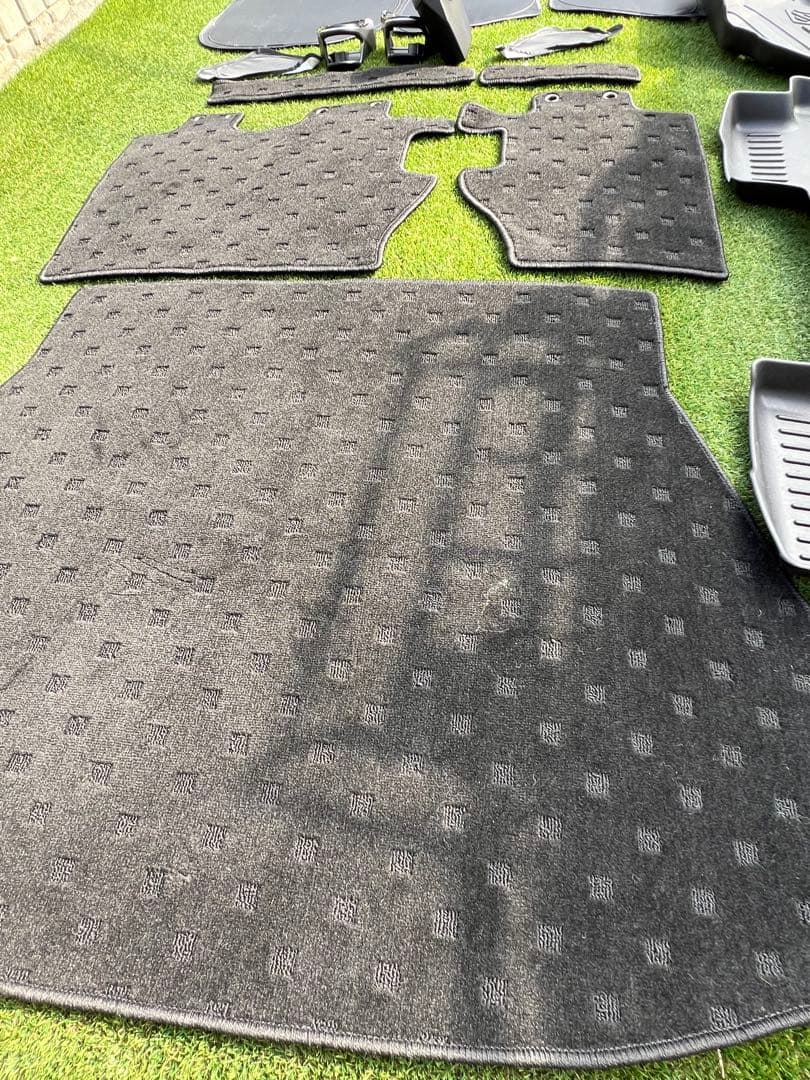 b*s様 80ハリアー内装品セット