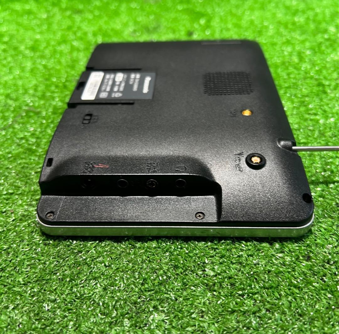 パナソニック CN-G1200VD ポータブルナビ. 地図データ2018年製.