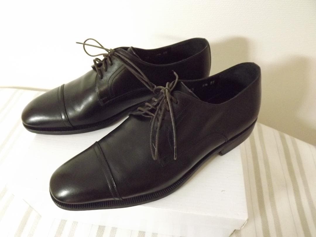 サルヴァトーレ・フェラガモ イタリア製 レザー ストレートチップ 革靴 24.5