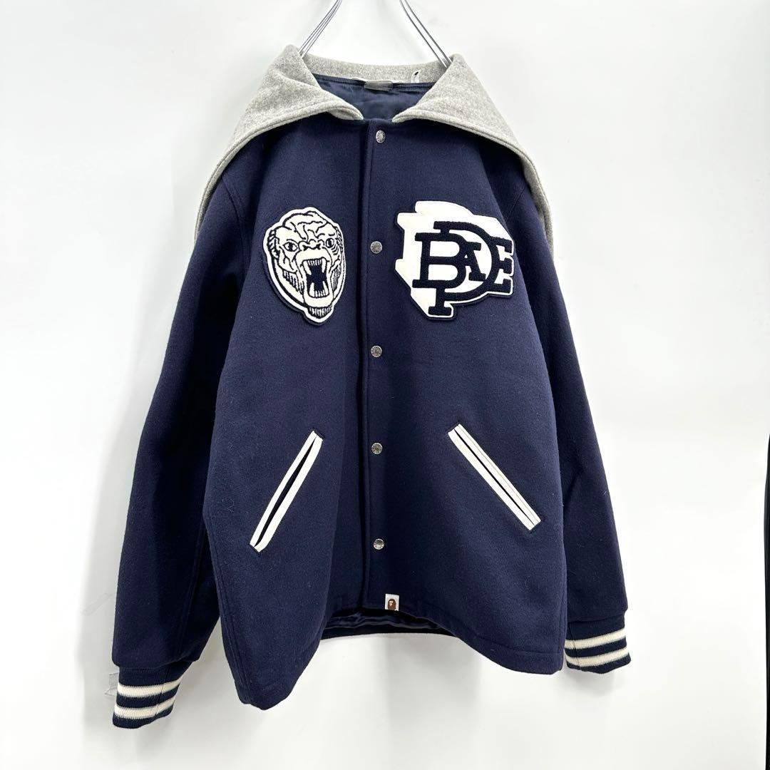 【激レア】アベイシングエイプ アーチ刺繍ロゴ スタジャン リバーシブルフード