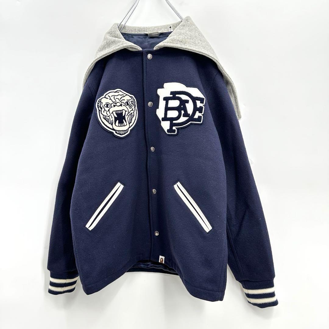 【激レア】アベイシングエイプ アーチ刺繍ロゴ スタジャン リバーシブルフード