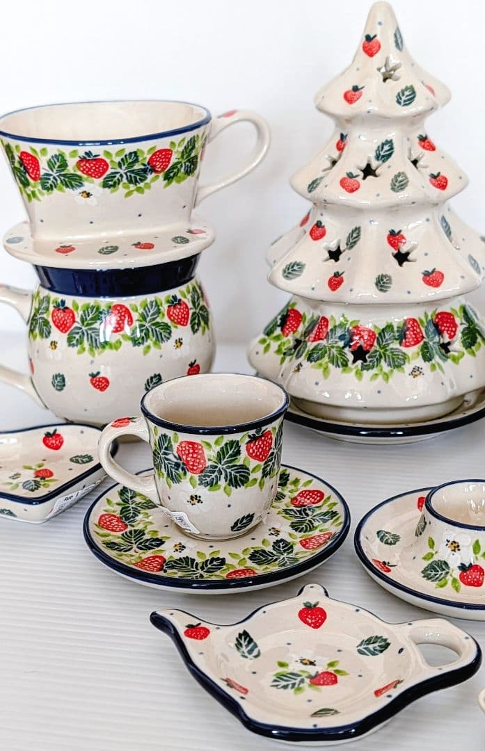 ポーリッシュポタリー いちごセット❤︎.*