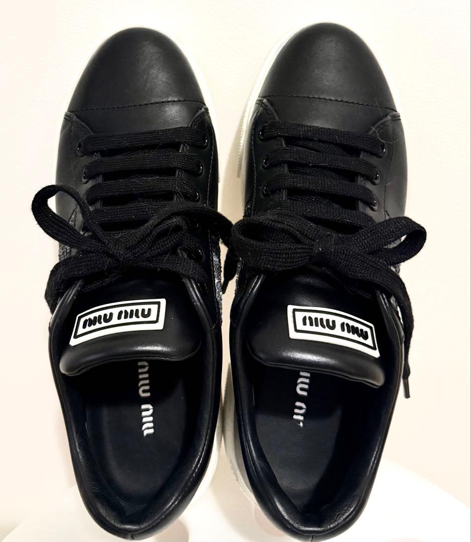 美品 miu miu ミュウミュウ グリッターブラックレザー スニーカー