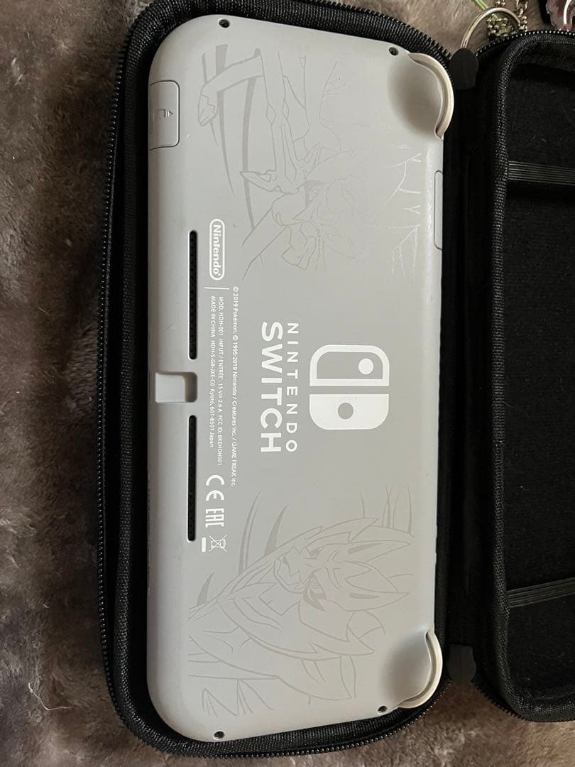 任天堂スイッチ ポケモンソードシールドコラボパッケージ