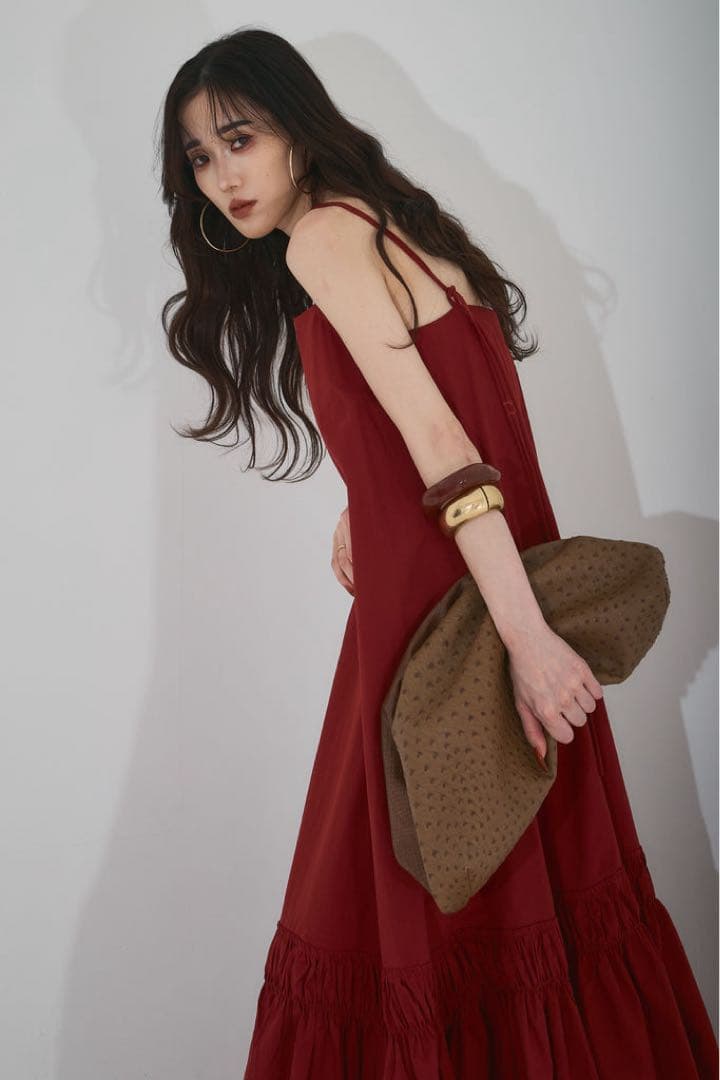 最終✨美品【ANDREA&CO】チュールレイヤードボリュームキャミワンピース 赤