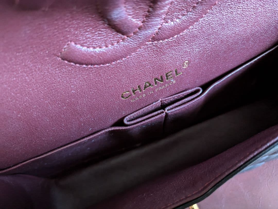 CHANEL マトラッセ25 　ダブルフラップ　ラムスキン 黒