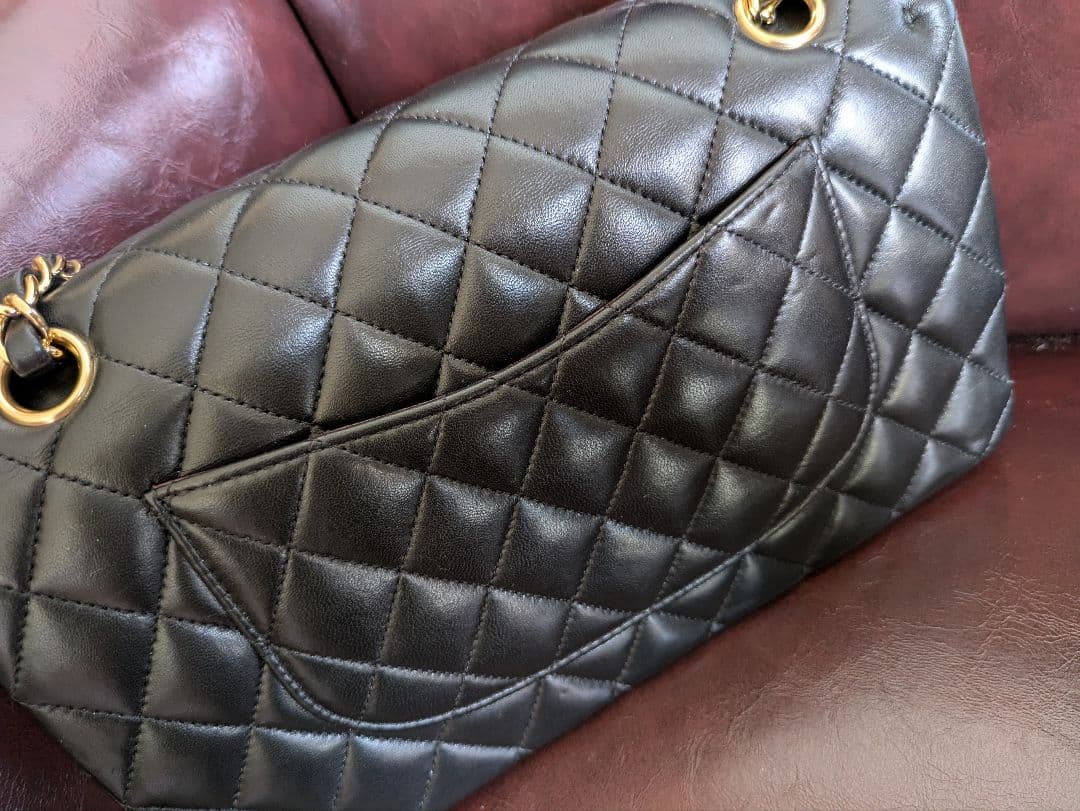 CHANEL マトラッセ25 　ダブルフラップ　ラムスキン 黒