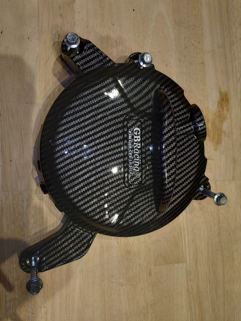 390DUKE(2017) カーボン調カウルセット。来週からバラ売り