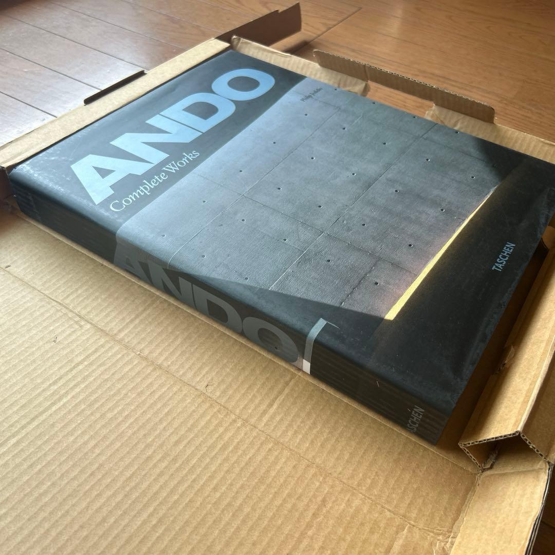 ▪️サイン入▪️箱付　安藤忠雄コンプリートワークス TASCHEN 大型本 ANDO