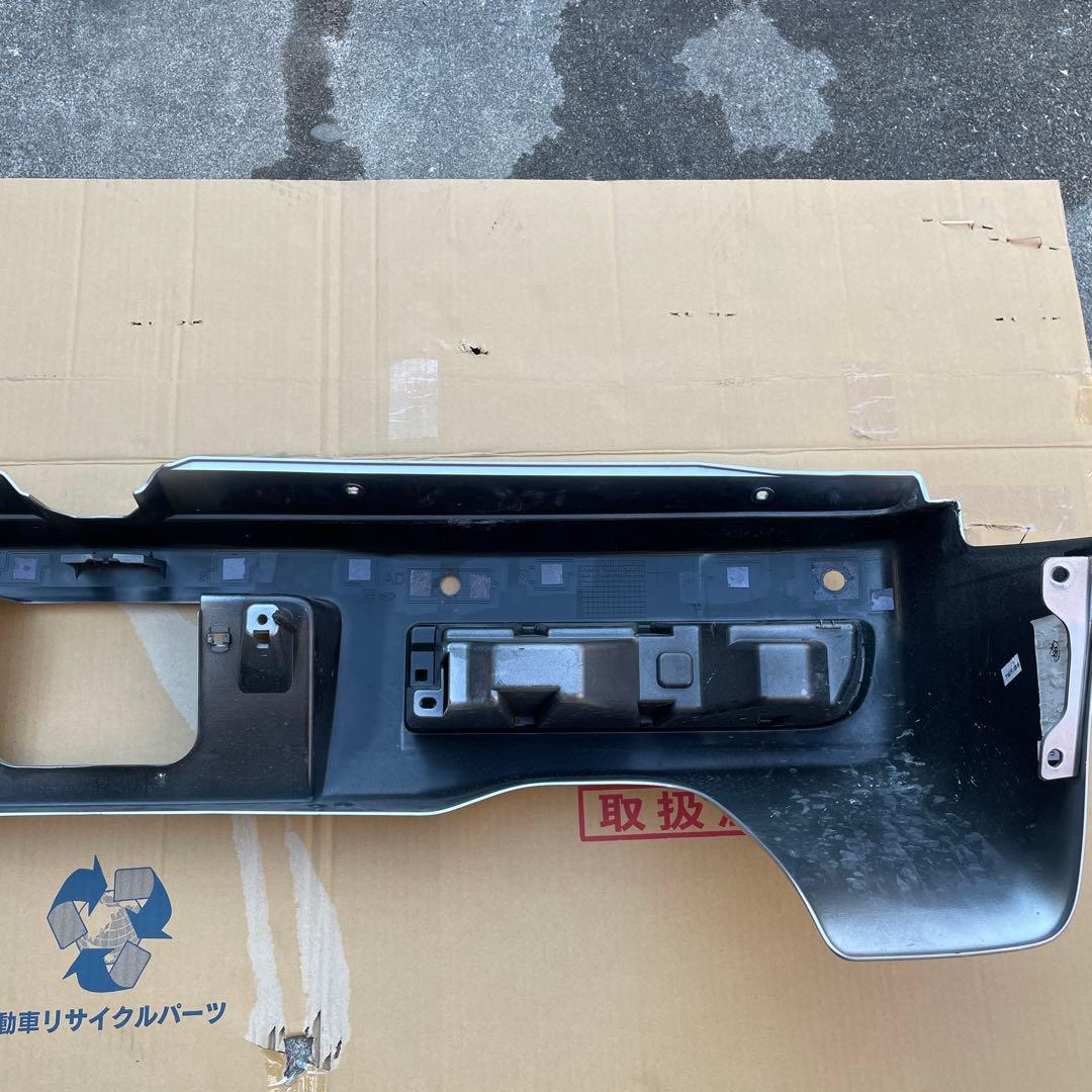 三菱　U69V ミニキャブ　EV リアバンパー