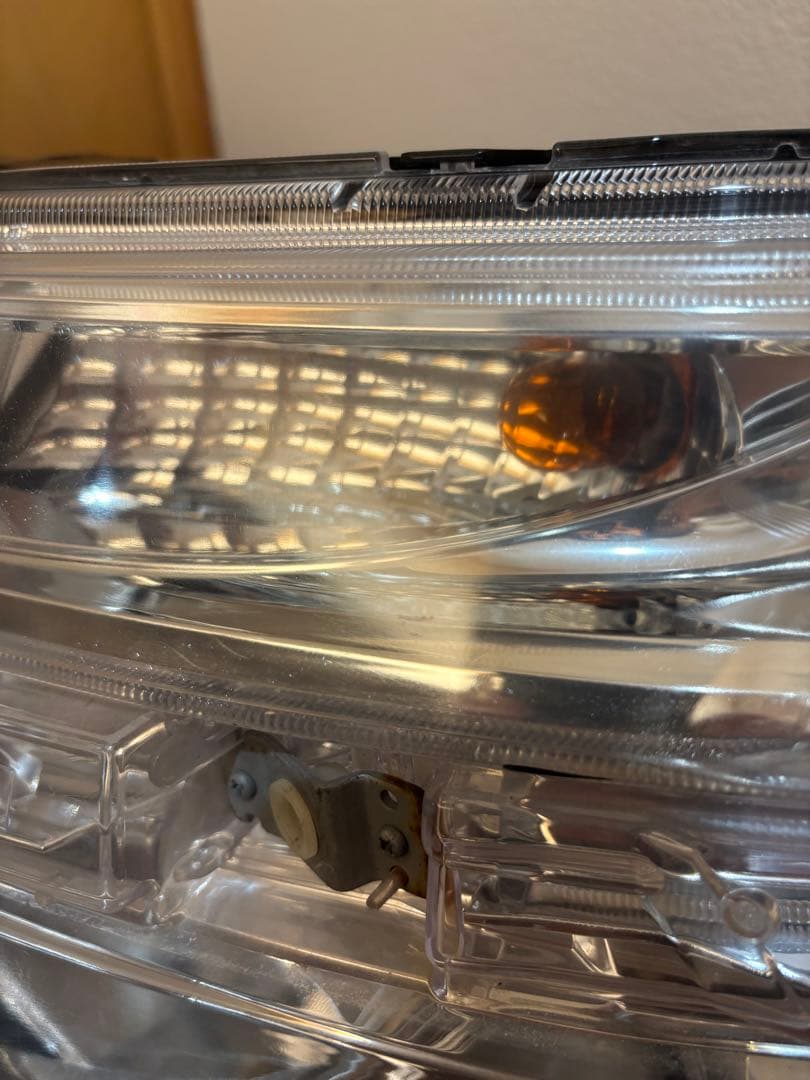 日産　エルグランド　E52前期左右ヘッドライト　HID純正AFS用　KOITO