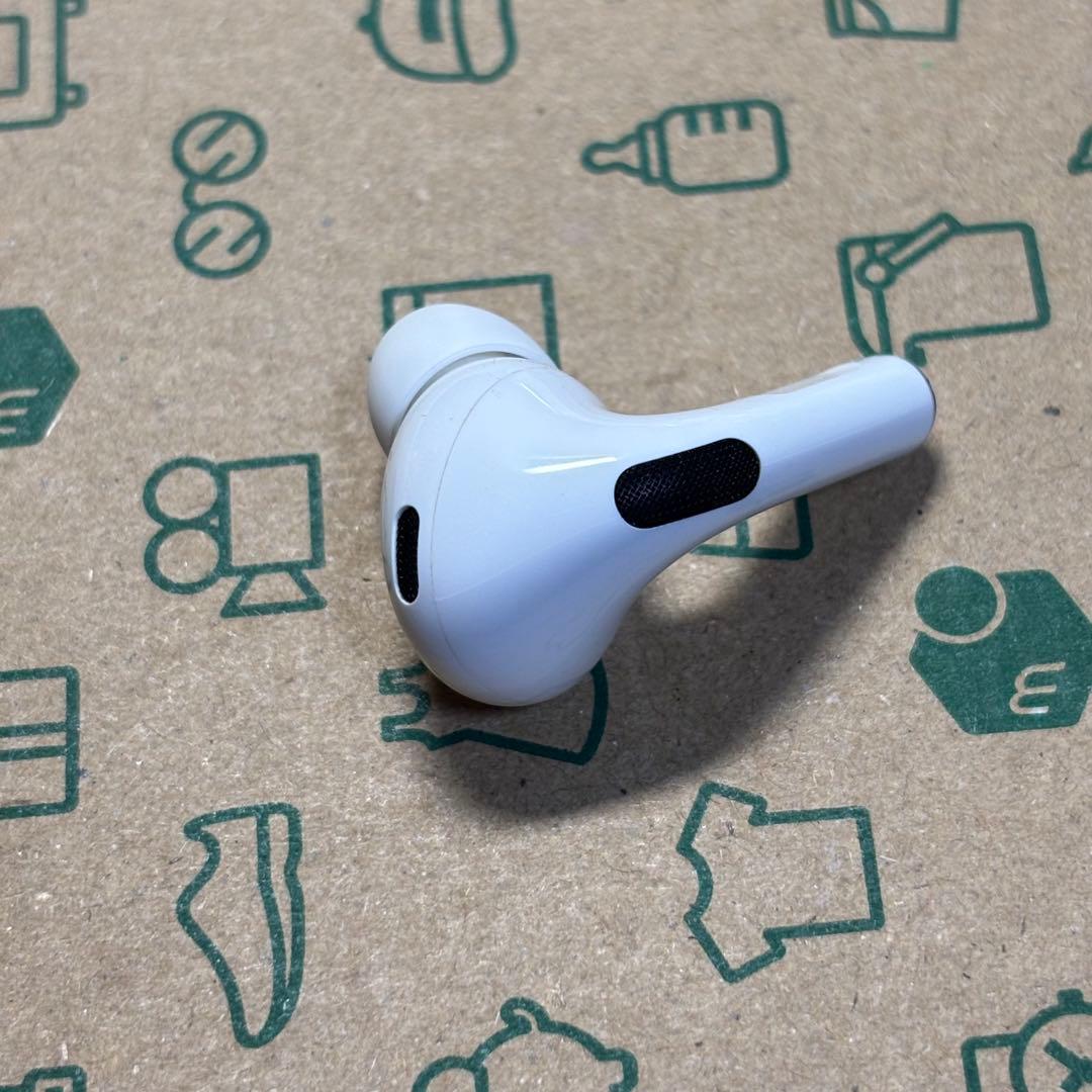 AirPods pro 第二世代　右耳のみ　usb-c版　Apple
