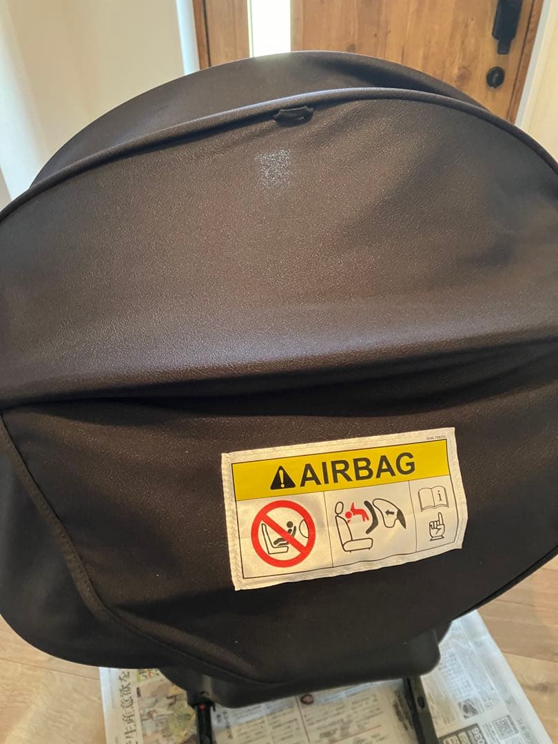 AILEBEBE エールべべ　チャイルドシート　KURUTTO4i　良品