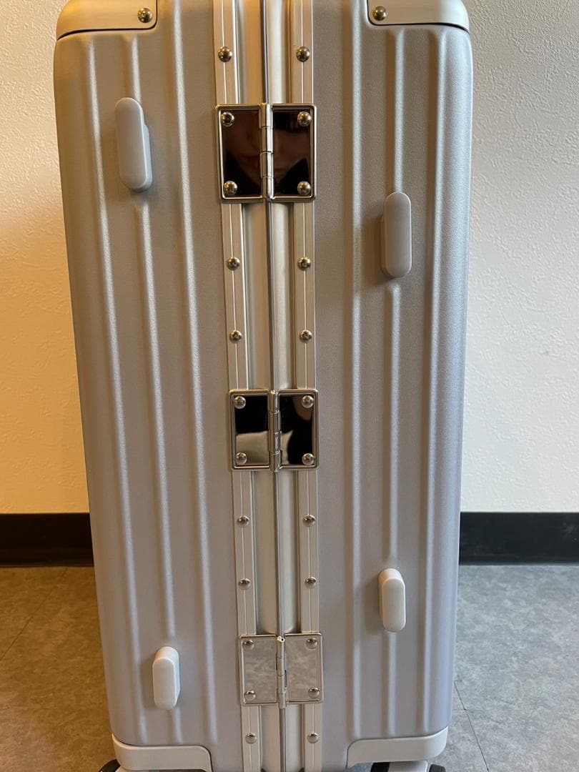 リベティ多機能キャリーケース【マットシルバーSサイズ】50