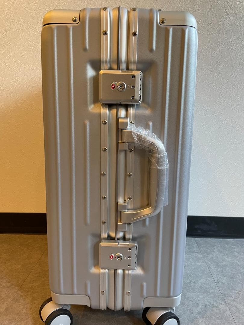 リベティ多機能キャリーケース【マットシルバーSサイズ】50