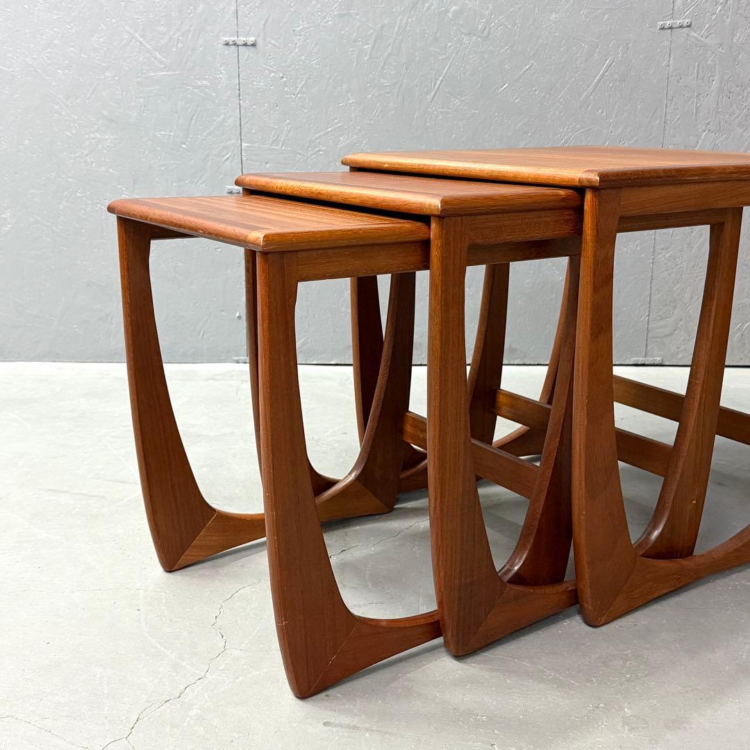 英国ヴィンテージ SUNELM Products チーク ネストテーブル