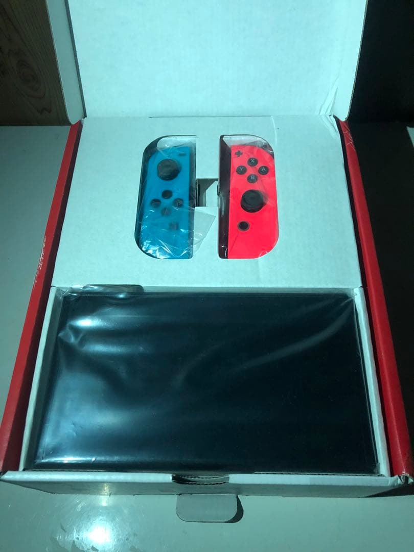 Nintendo Switch 有機ELモデル + Proコントローラー